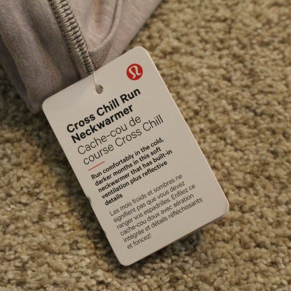 Lululemon Cross Chill Neckwarmer - Picture 2 of 9